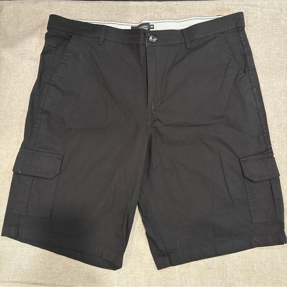 Bowery & Broome Men's Black Cargo Shorts size 40